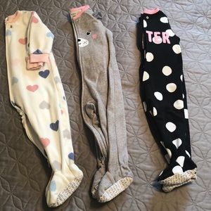 Bundle of 3 Carter’s fleece PJs - 12 mo